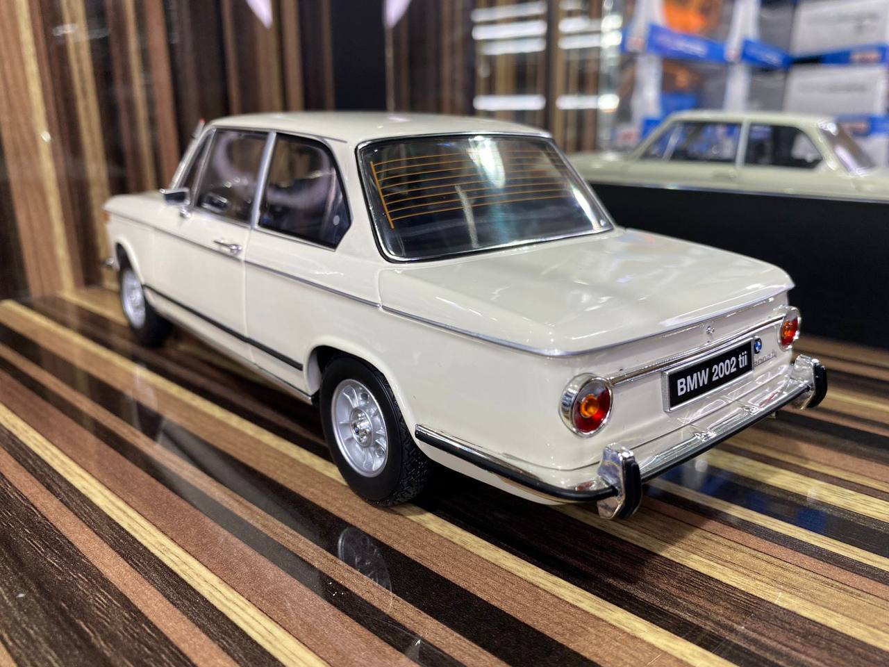 1/18 Resin BMW 2002 White Model Car by MCG