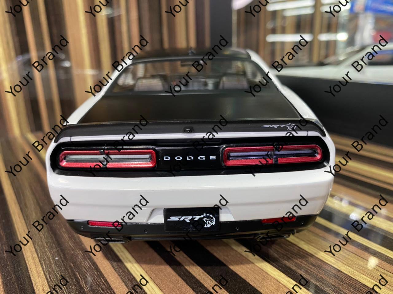 1/18 Diecast Dodge Challenger SRT Solido Model Car - Diecast model car by dturman.com - Solido