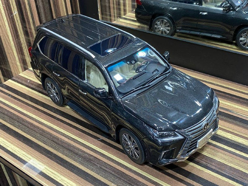1/18 Diecast Lexus LX570 Kyosho Scale Model Car