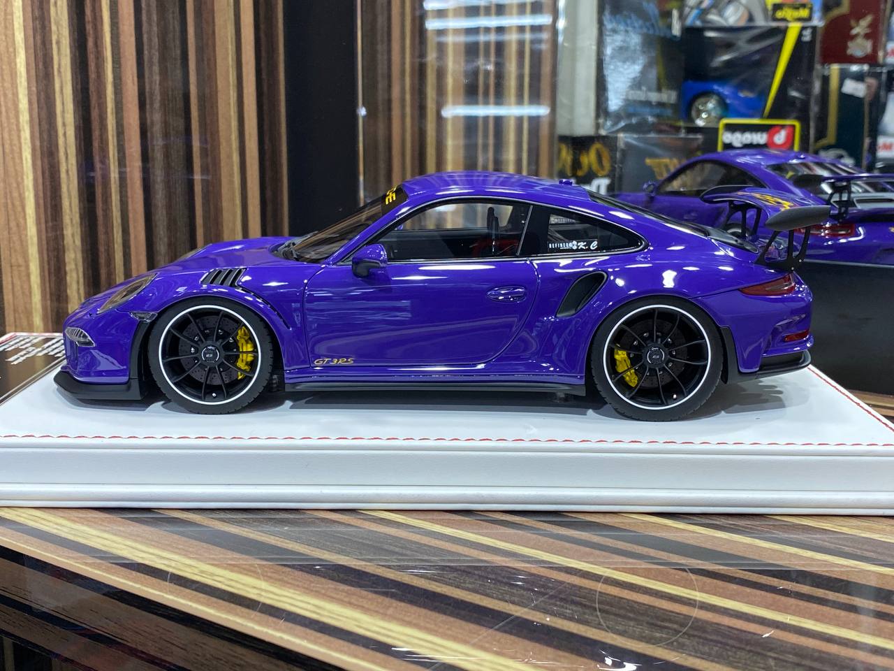 Porsche 911 GT3 RS (991) Davis&Giovanni