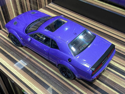 1/18 Diecast Dodge Challenger R/T SCAT PACK Widebody Solido Model Car - Diecast model car by dturman.com - Solido