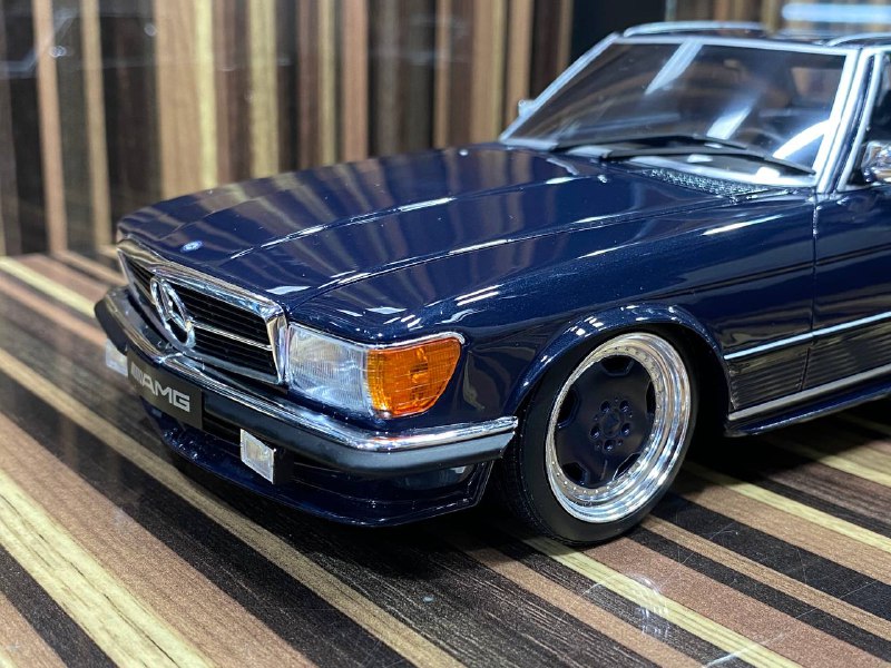 Mercedes-Benz SL 560 Otto