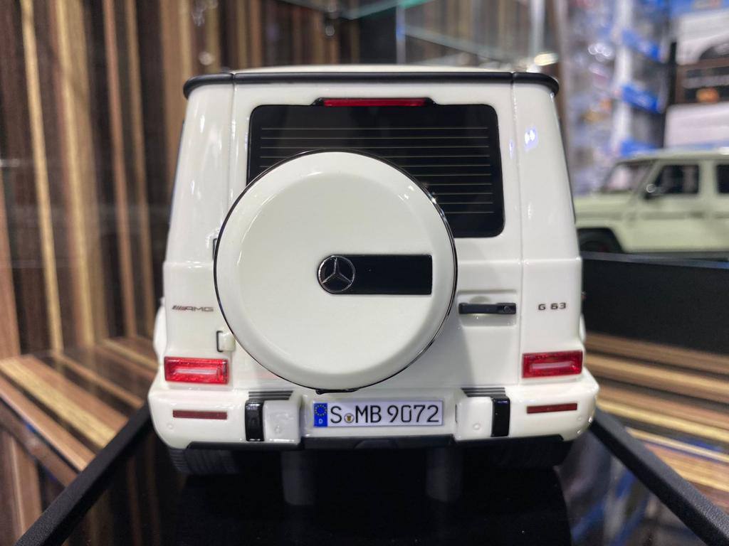1/18 Resin Mercedes-Benz G 63 White Model Car by Motorhelix