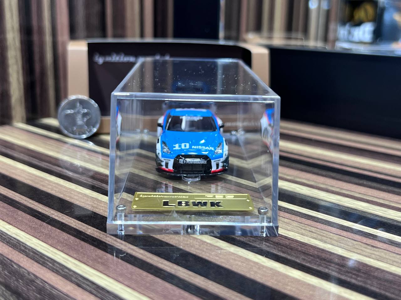 Nissan GT-R R35 1/18 Scale Diecast Model car by Ignition Model