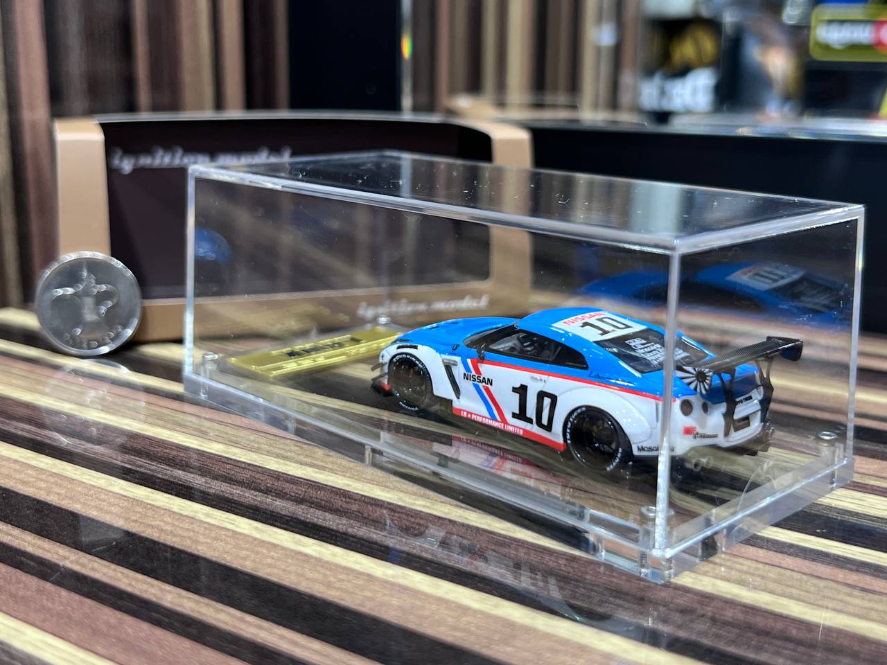 Nissan GT-R R35 1/18 Scale Diecast Model car by Ignition Model