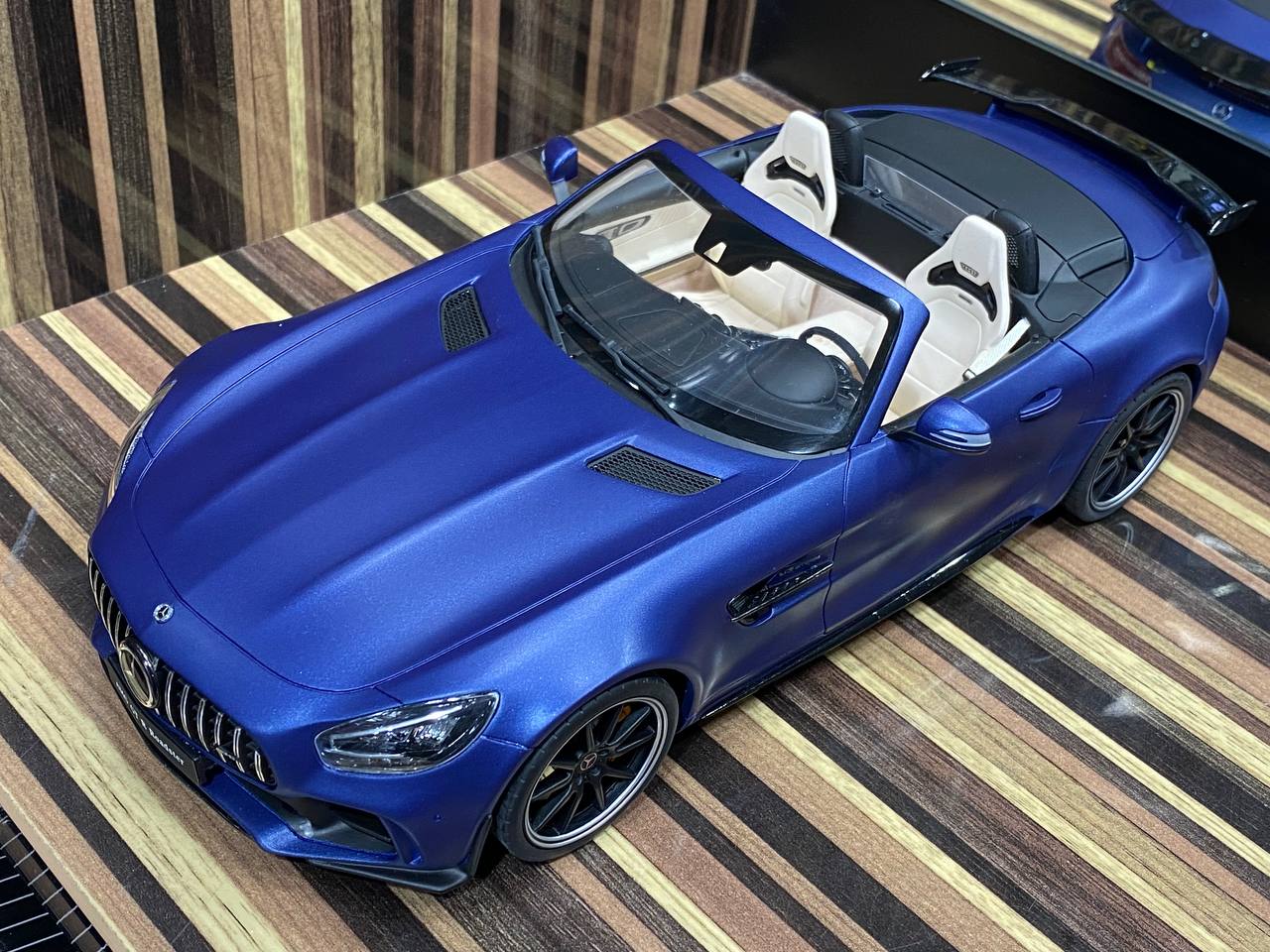 1/18 Diecast Mercedes-Benz AMG GT R Roadster Blue GT Spirit Scale Model Car