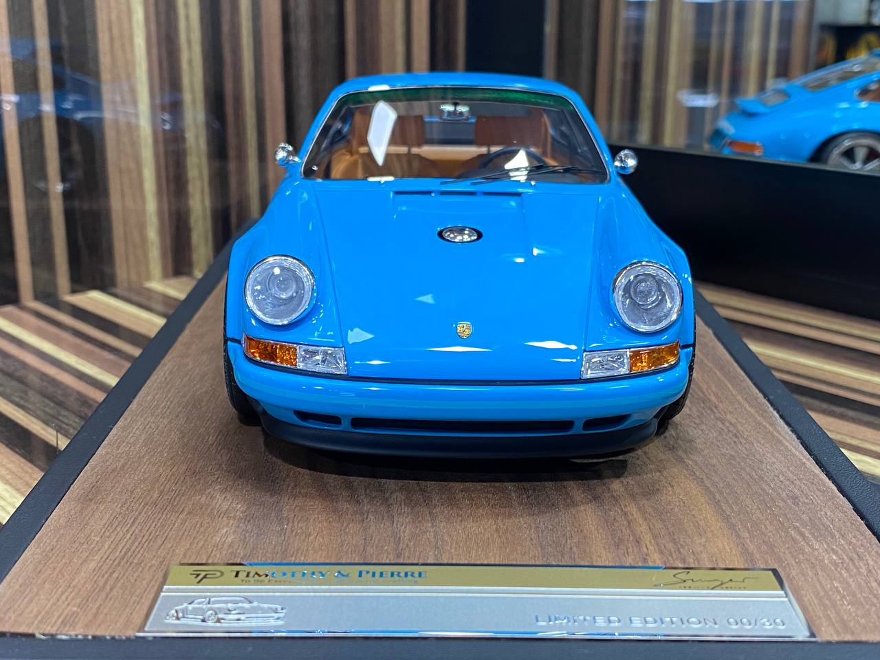 Porsche Singer 911 Timothy&Pierre