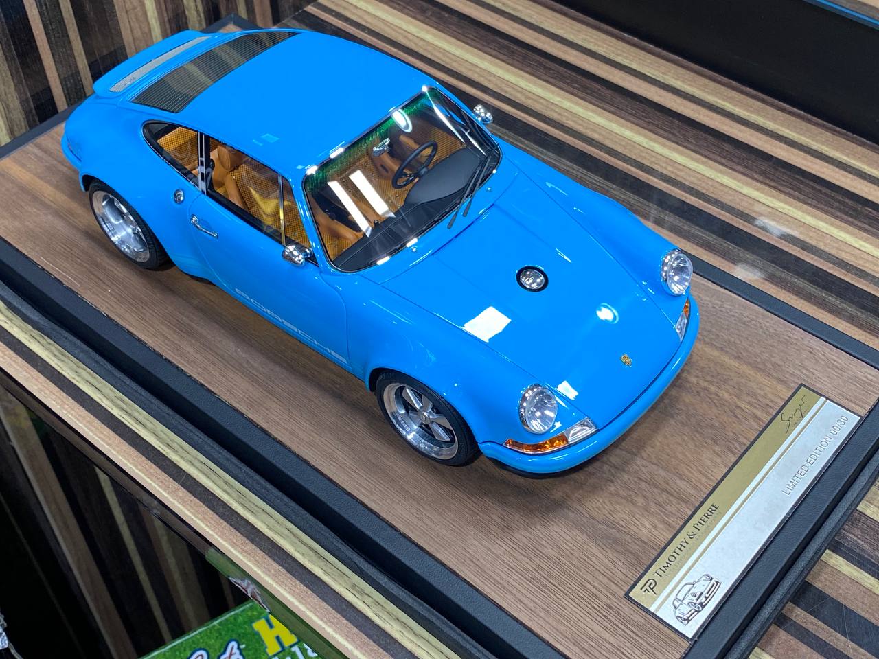 Porsche Singer 911 Timothy&Pierre
