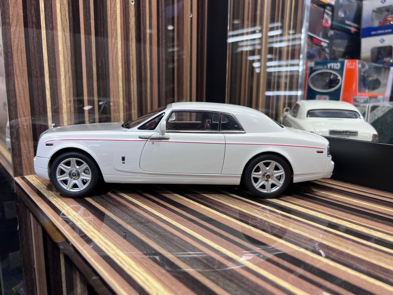 1/18 Diecast Rolls-Royce Phantom Coupe Kyosho Scale Model Car