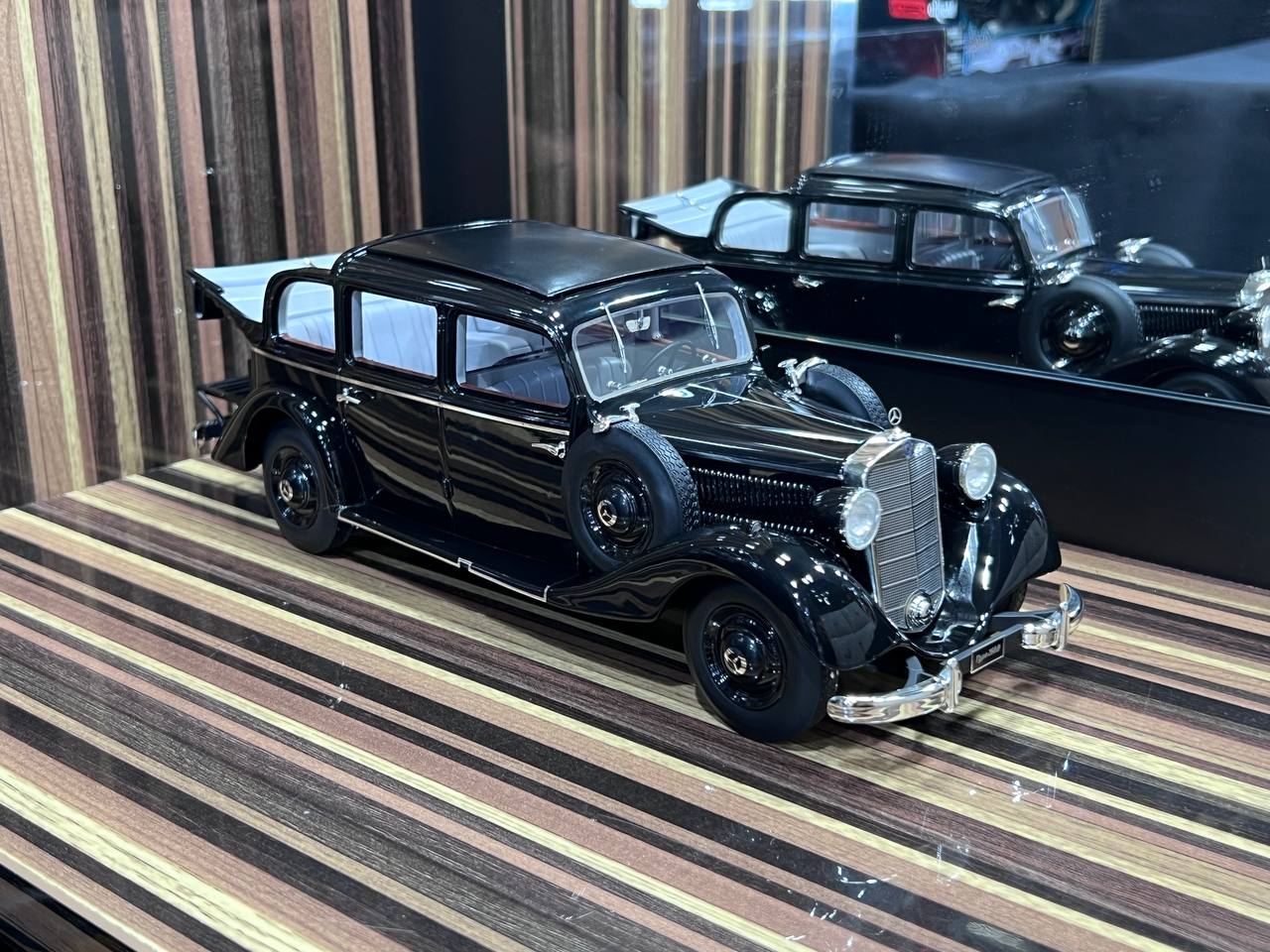 Mercedes-Benz 260D Pullman 1936 Triplenine
