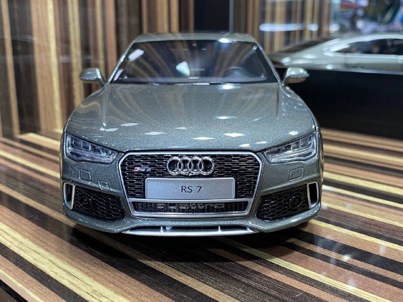 1/18 Audi RS 7 KengFai Silver Model Car