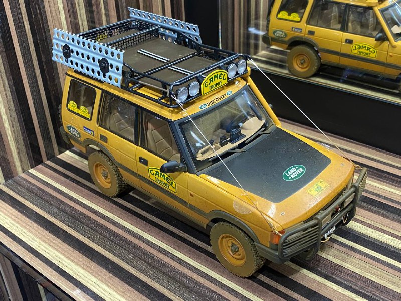 Land Rover Discovery Series 1 "Camel Trophy Kalimantan 1996" Dirt Version Almost Real
