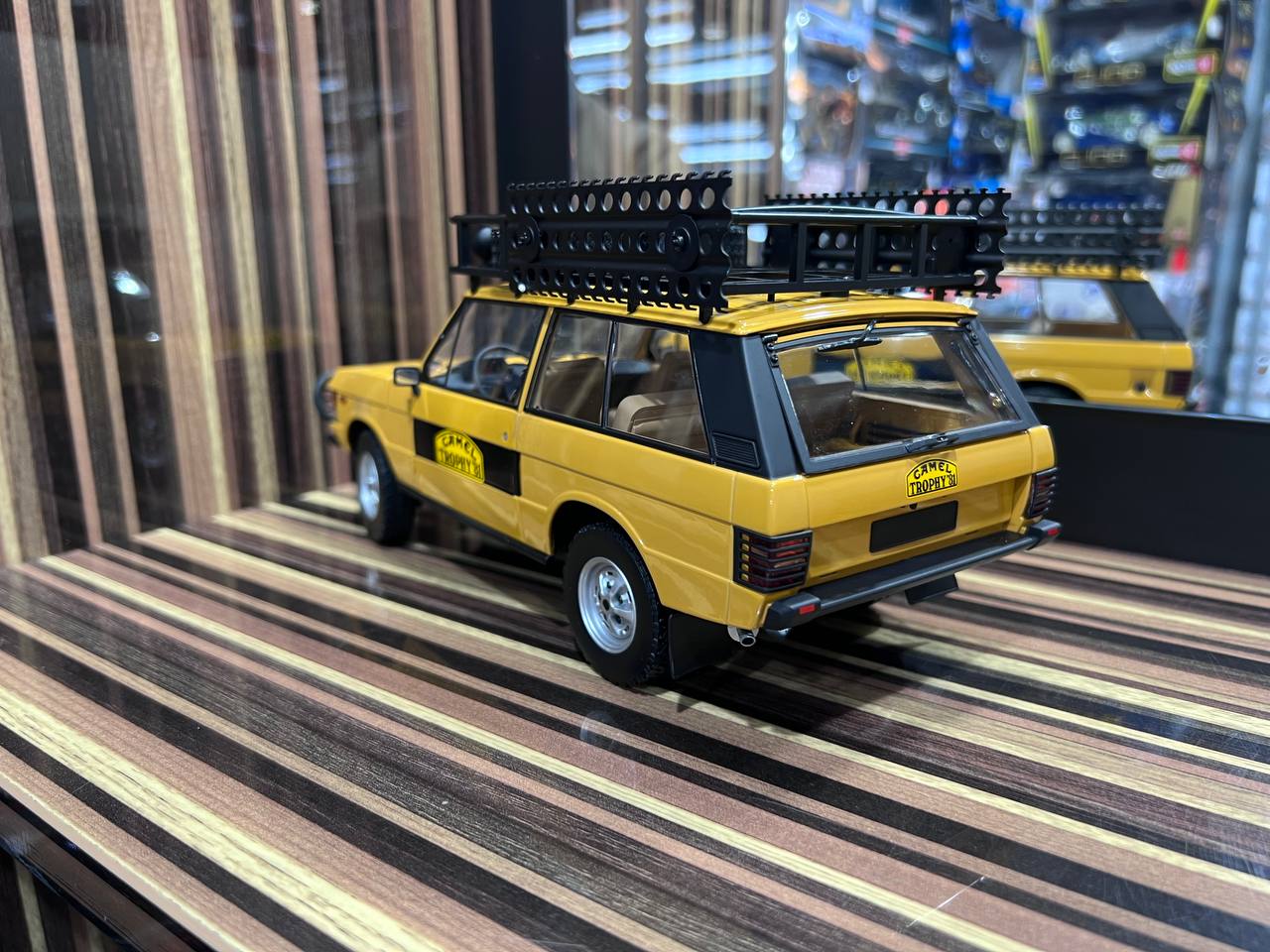 Land Rover Range Rover "Camel Trophy Sumatra 1981" Almost Real