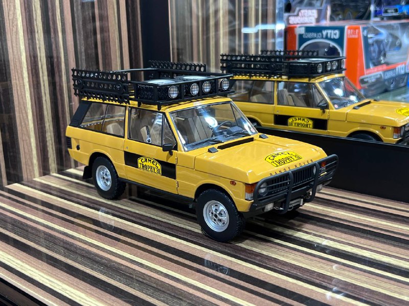Land Rover Range Rover "Camel Trophy Sumatra 1981" Almost Real