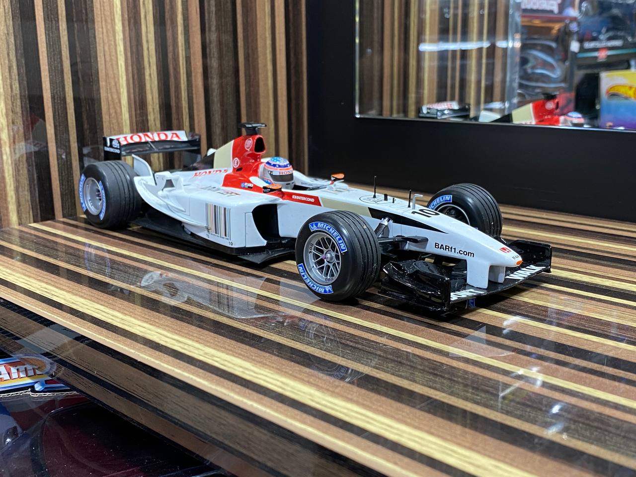1/18 Diecast Honda 3000 B.A.R. Formula 1 Whtie by Minichamps