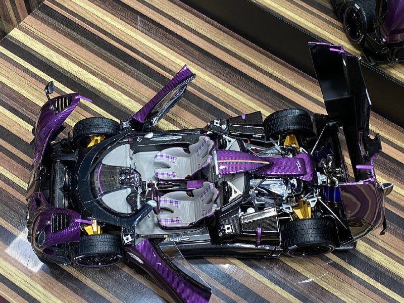 Pagani Zonda HP Barchetta LCD