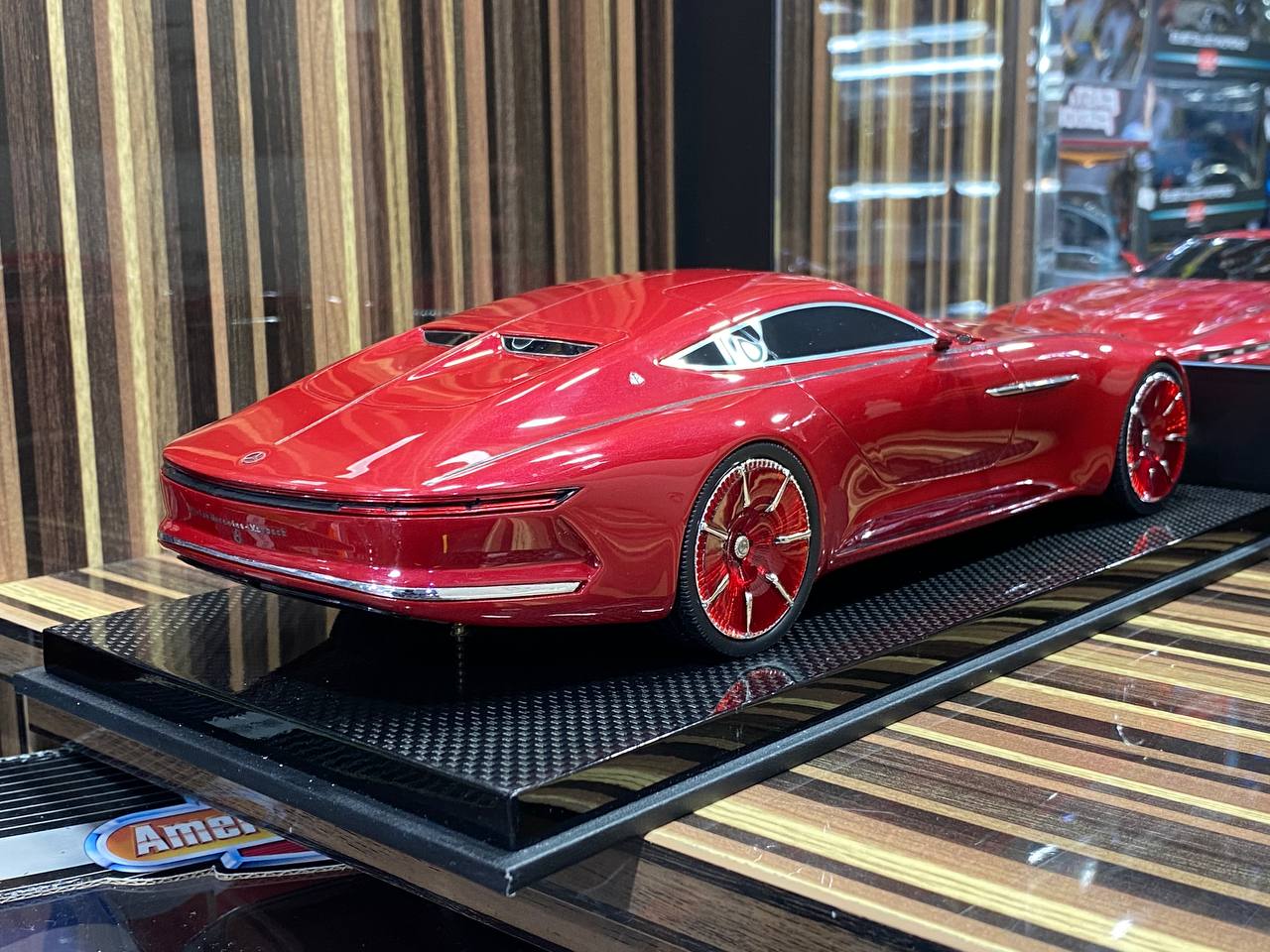 1/18 Mercedes-Maybach Vision 6 Red Model Car by Schuco