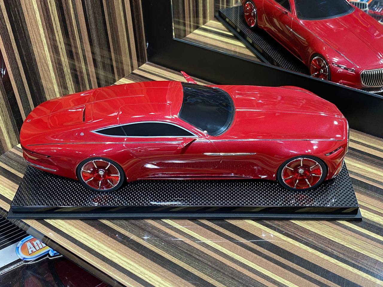 1/18 Mercedes-Maybach Vision 6 Red Model Car by Schuco