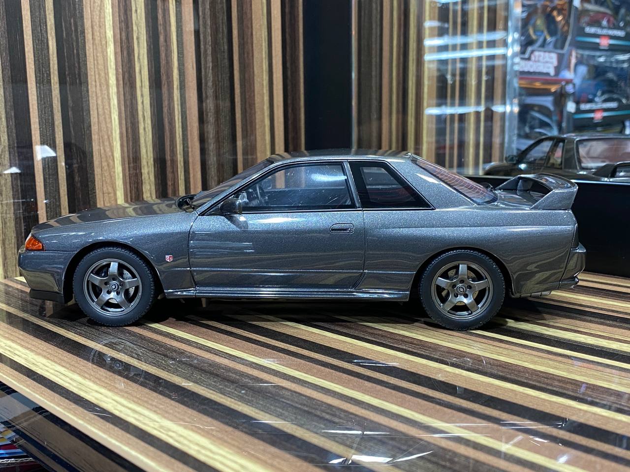 1/18 Nissan Skyline GT-R R32 Otto Grey Model Car