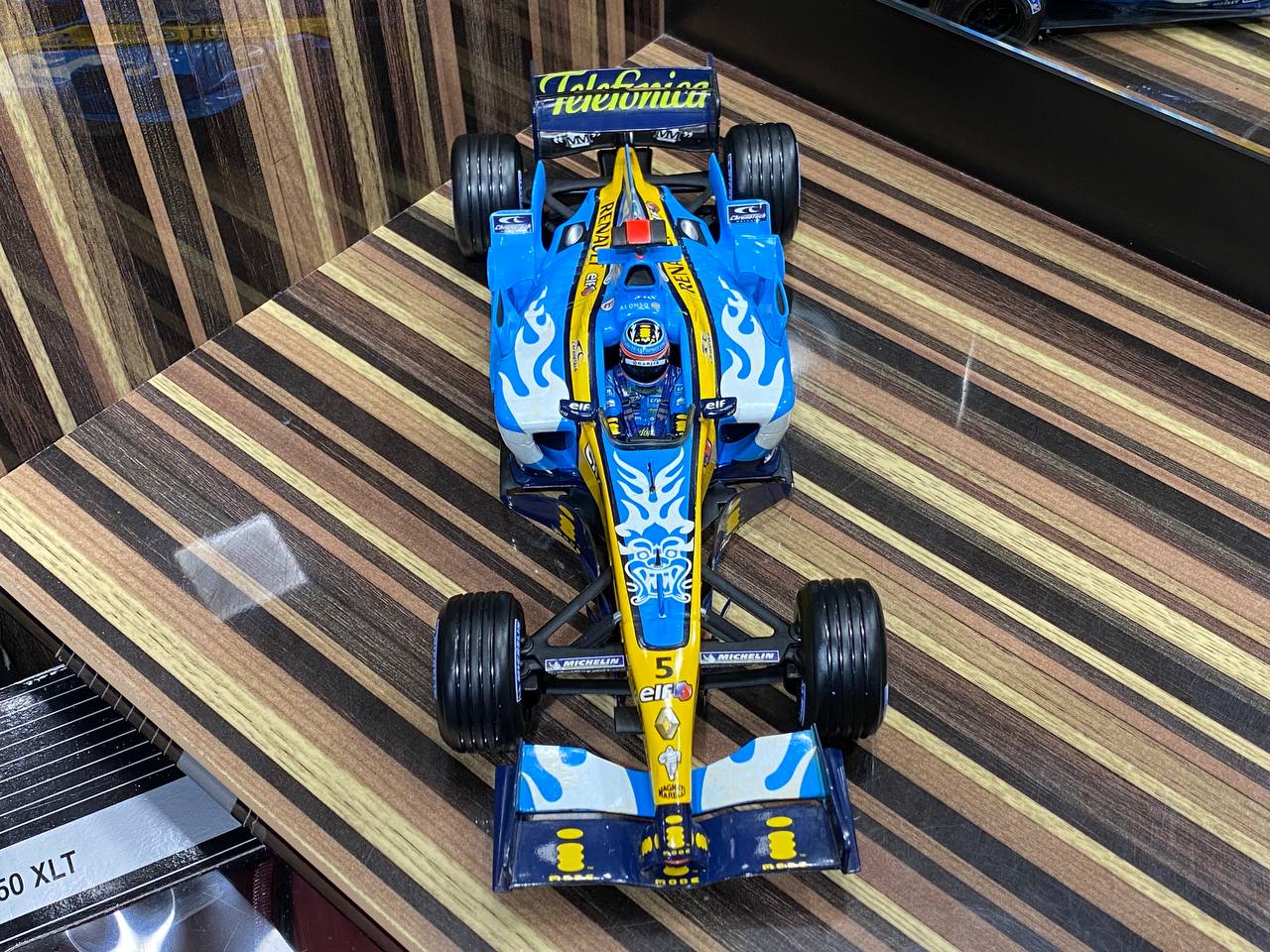 Renault F1 Team R25 Fernando Alonso Formula 1 Hot Wheels