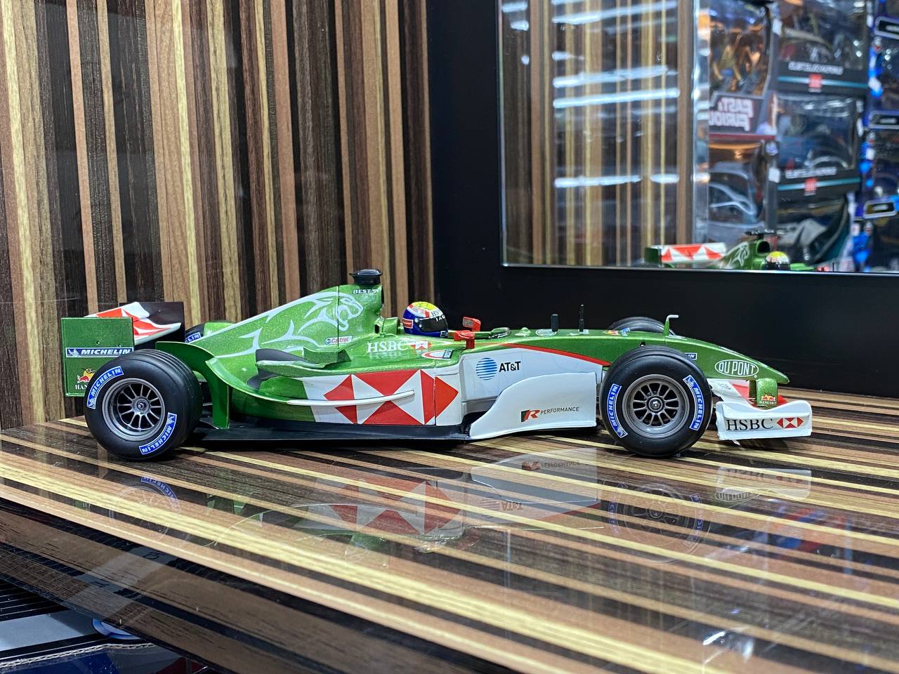 Jaguar R5 #14 Mark Webber Formula 1 Hot Wheels