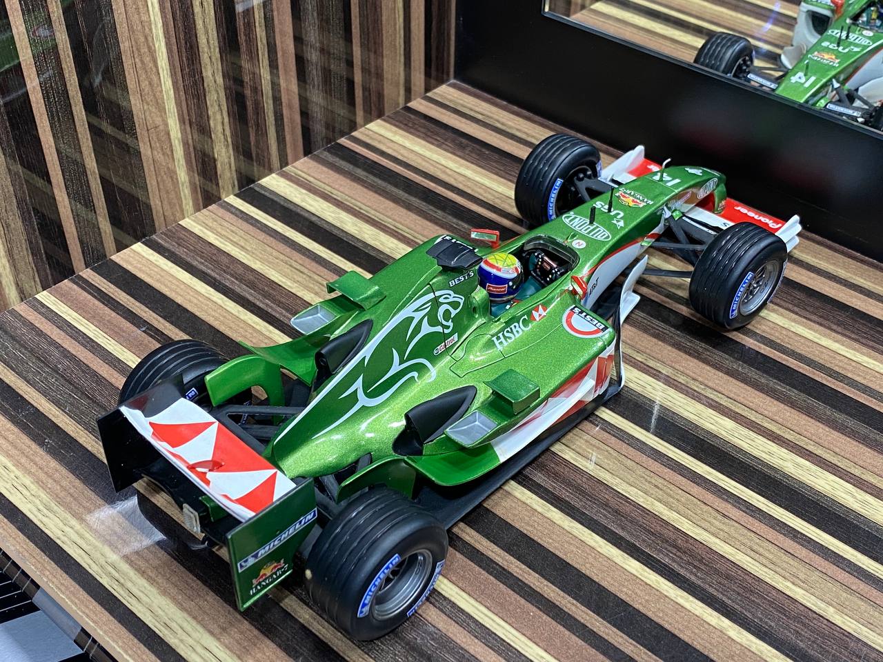 Jaguar R5 #14 Mark Webber Formula 1 Hot Wheels