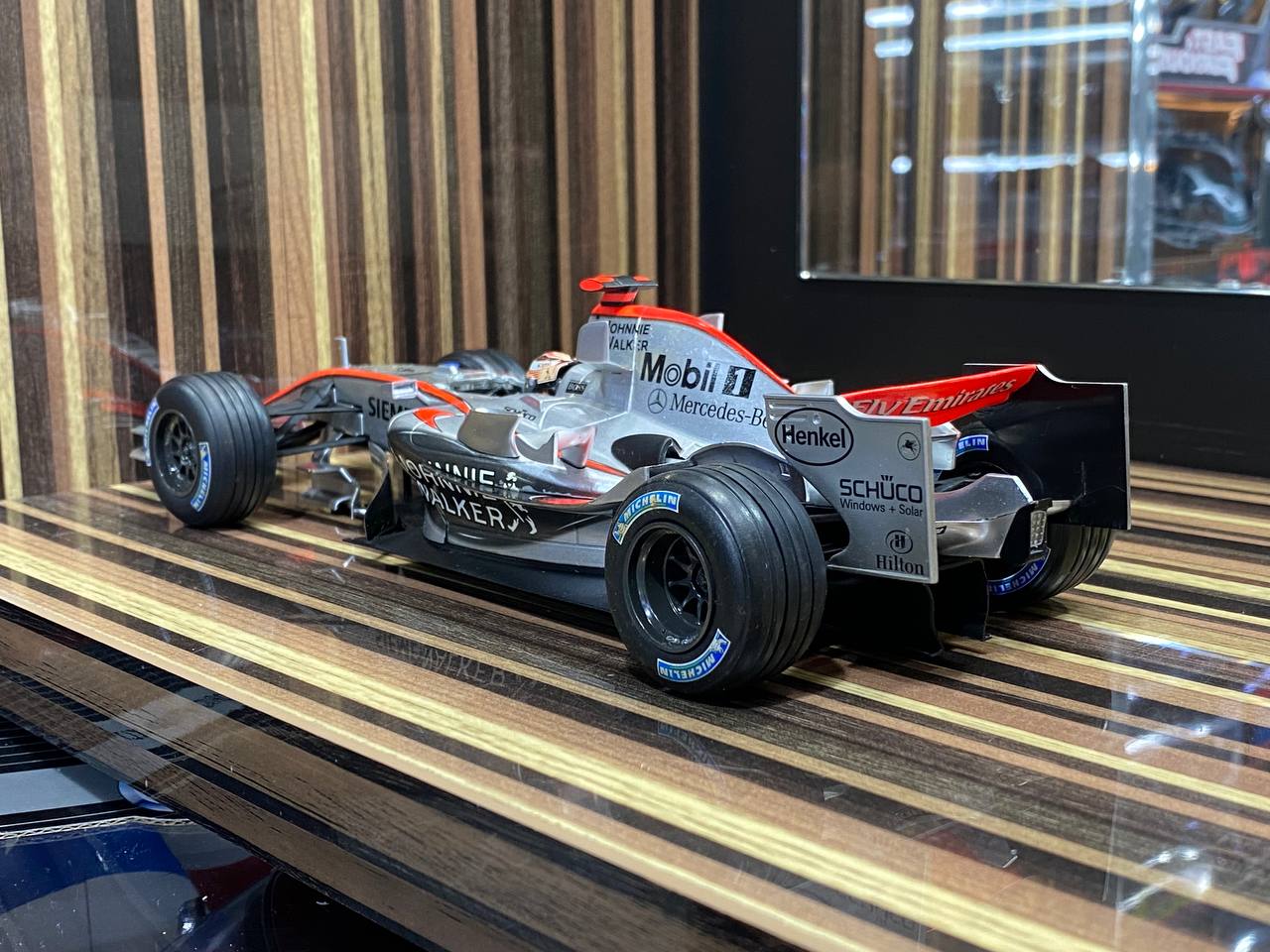 McLaren MP4-21 Kimi Raikkonen Formula 1 Hot Wheels