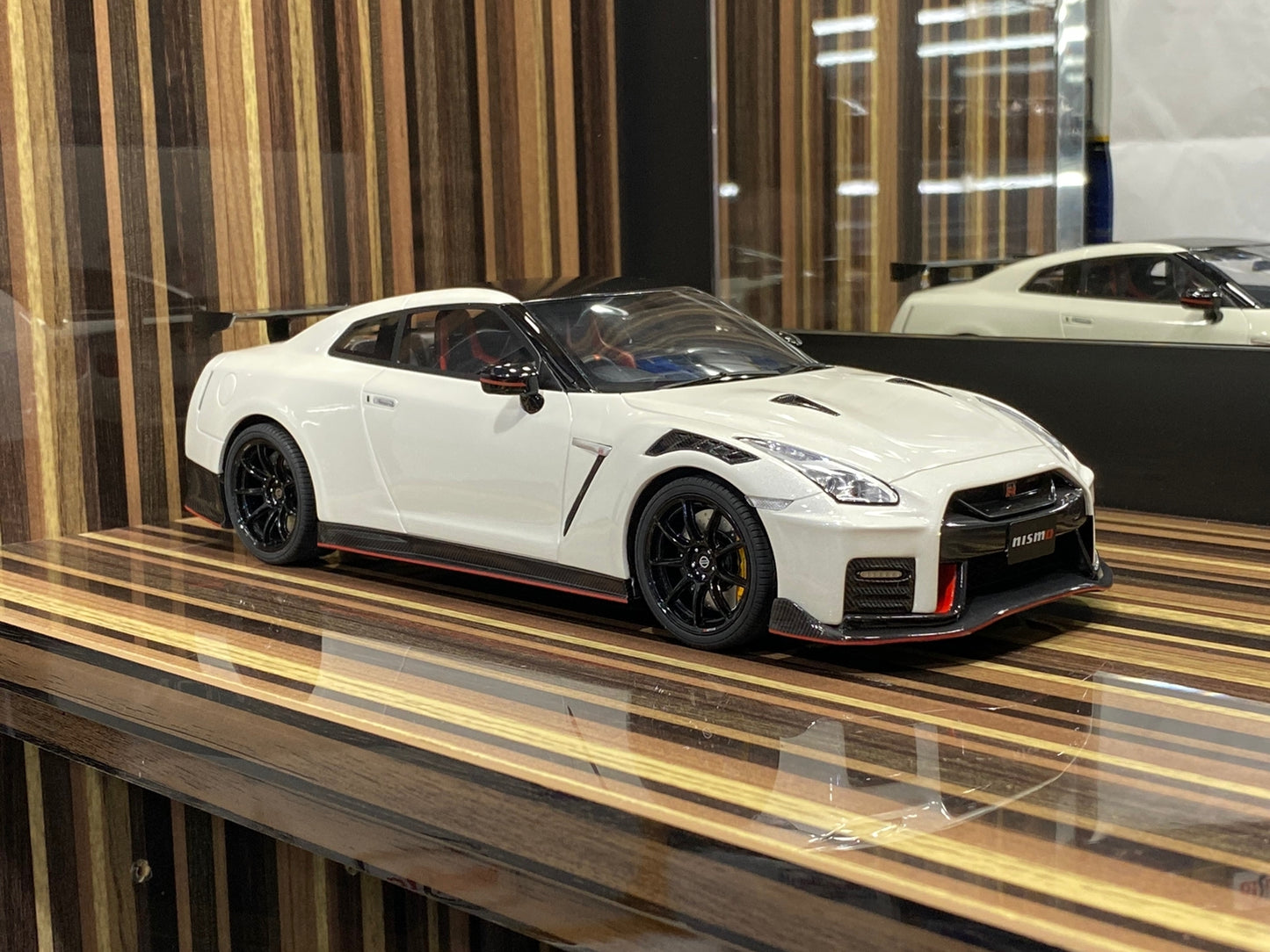 1/18 Diecast Nissan GT-R R35 Nismo Kyosho Samurai Scale Model Car