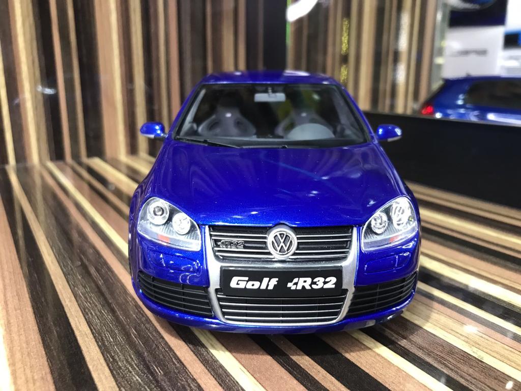 Volkswagen Golf R32 Otto