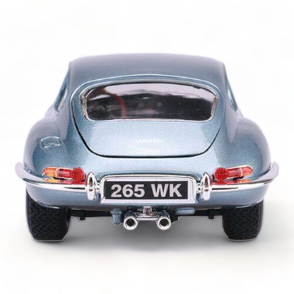 1/18 Diecast Car 1961 Jaguar E Type Coupe Blue Metallic Bburago Scale Model Car