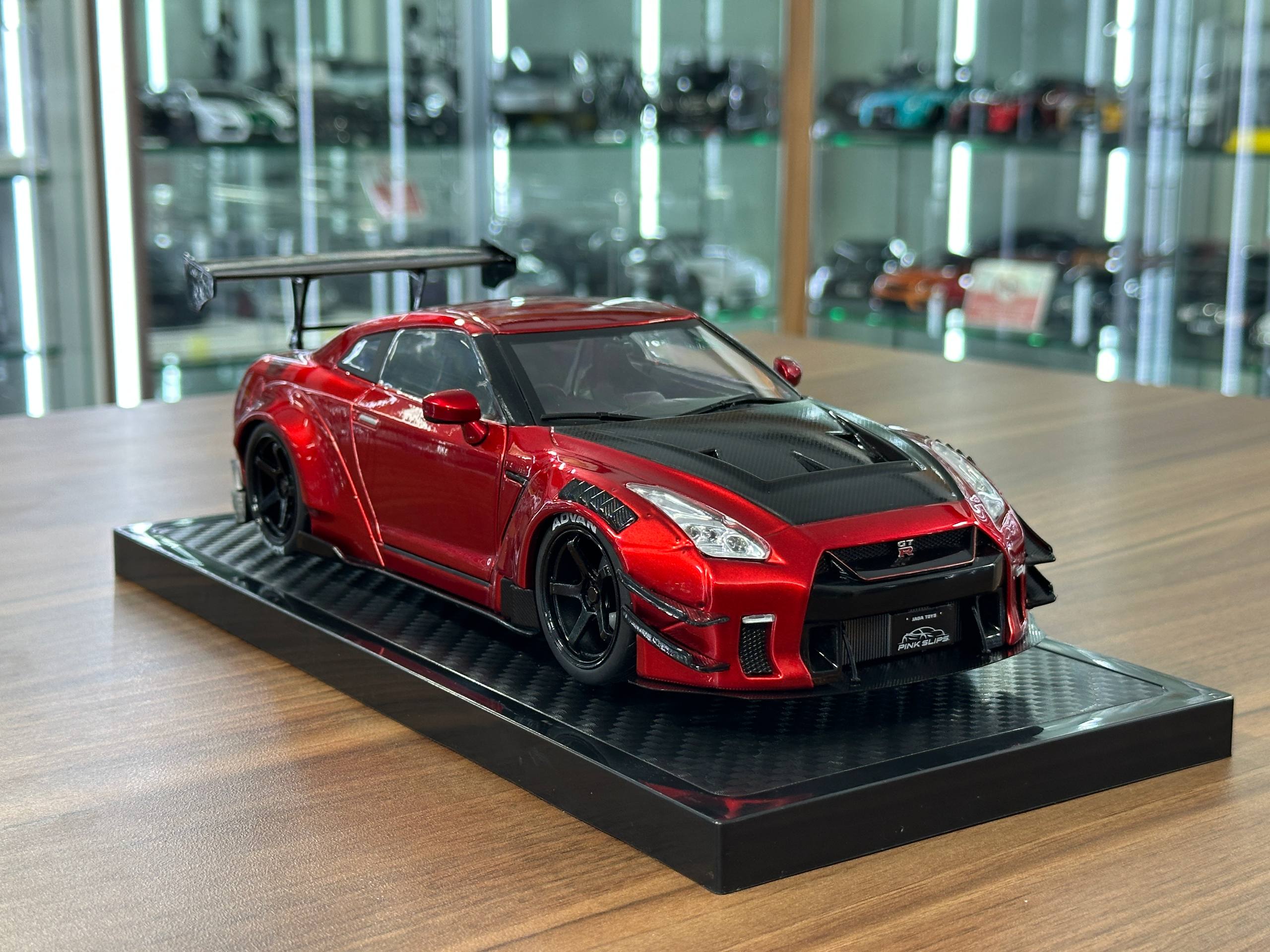 1/18 Diecast Nissan GT-R R35 LBWK 2.0 by Pink Slips in Red – dturman.com