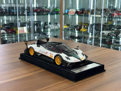 1:18 H&H Models Pagani Zonda Revolution White and Black Carbon Resin Scale Model