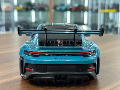 1/18 Diecast Porsche 911 GT3 RS (992, 2025) – Minichamps Dealer Edition (Ipanema Blue Metallic)