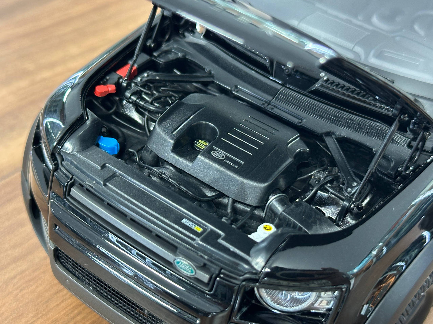 1/18 Diecast Land Rover Defender 90 (2020) – Almost Real (Santorini Black) - Dubai