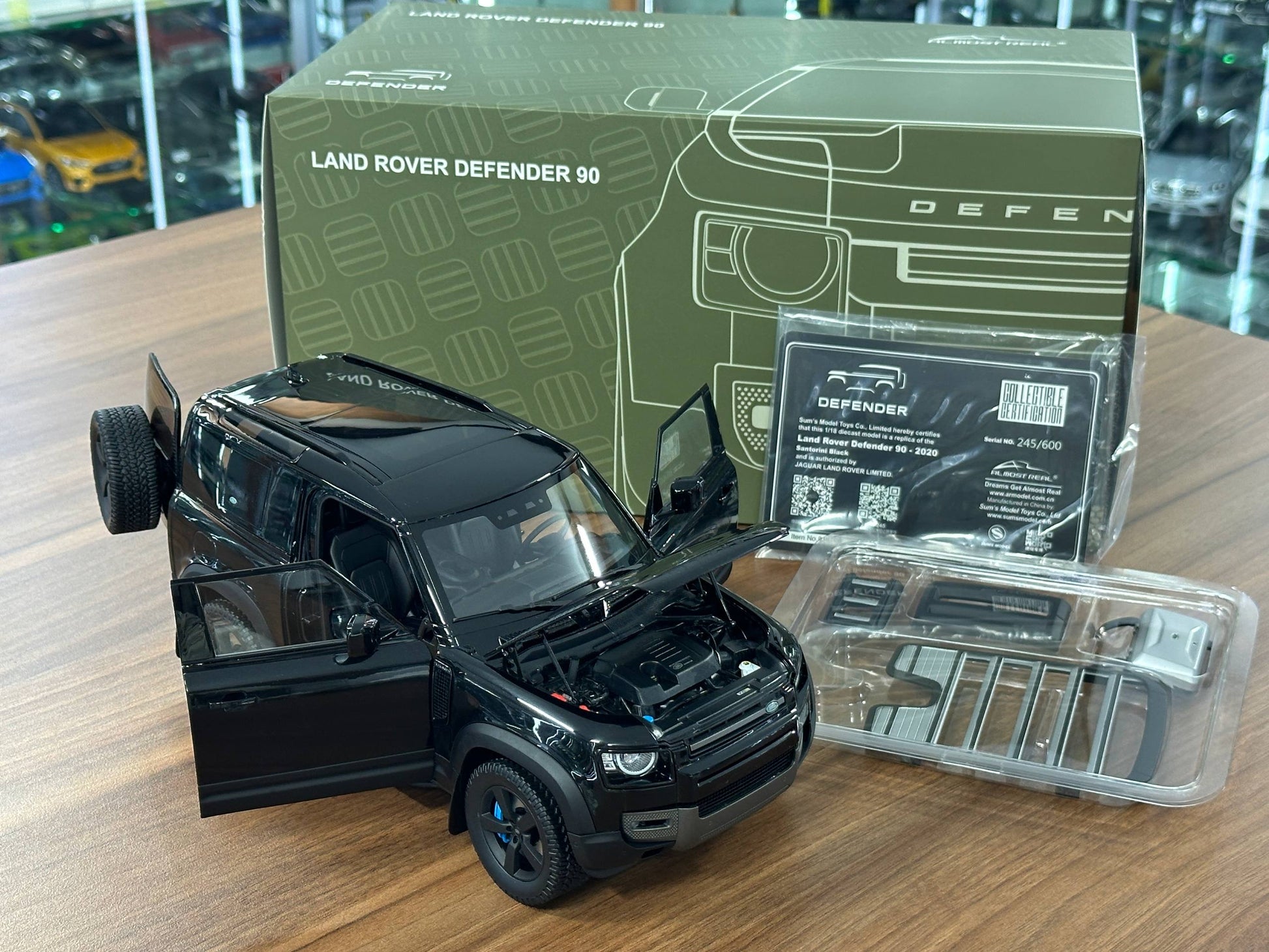 1/18 Diecast Land Rover Defender 90 (2020) – Almost Real (Santorini Black) - Dubai