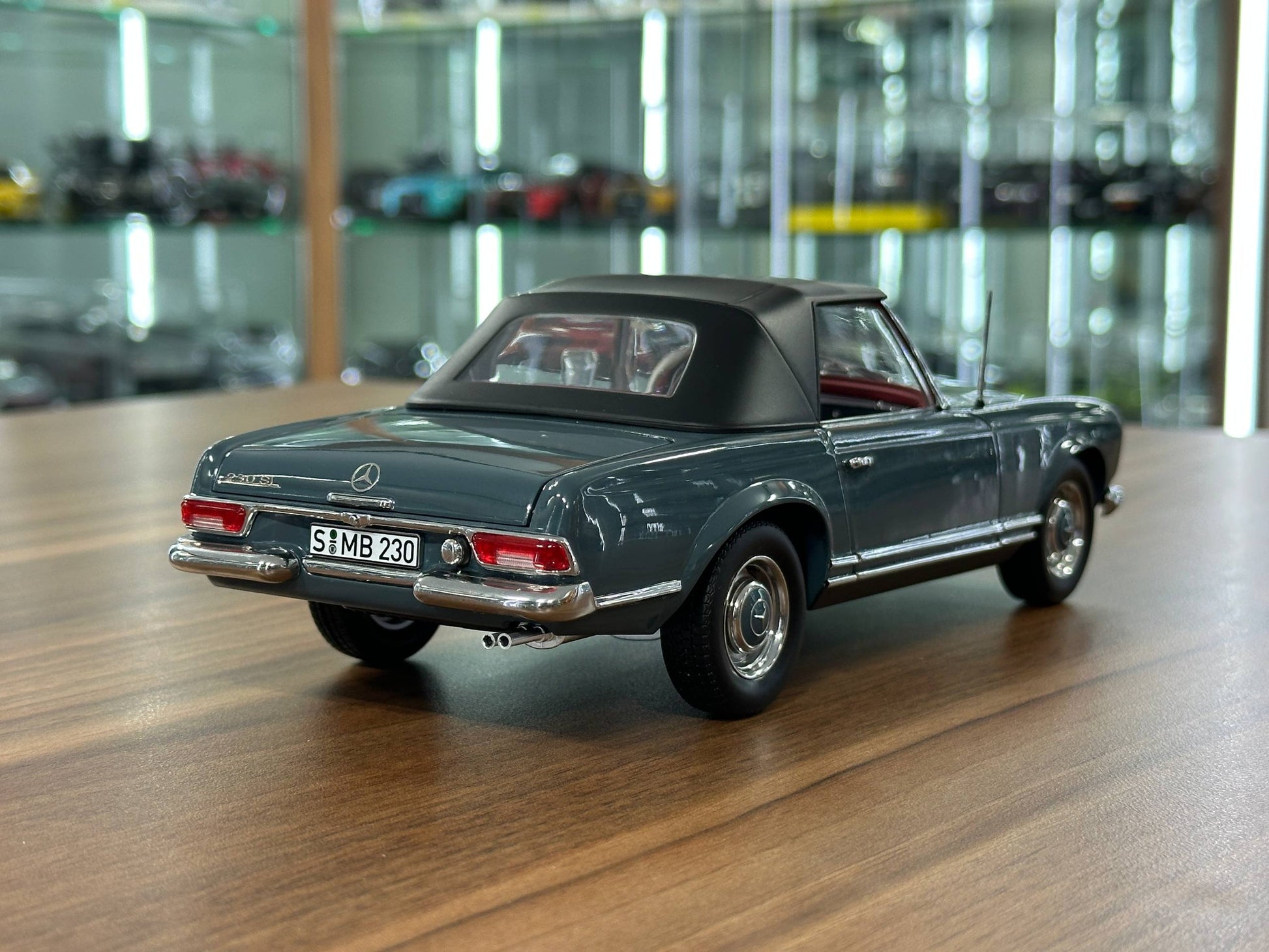 1/18 Diecast Mercedes-Benz 230 SL Pagoda (W113, 1963–1967) – Norev Dealer Edition (Blue)