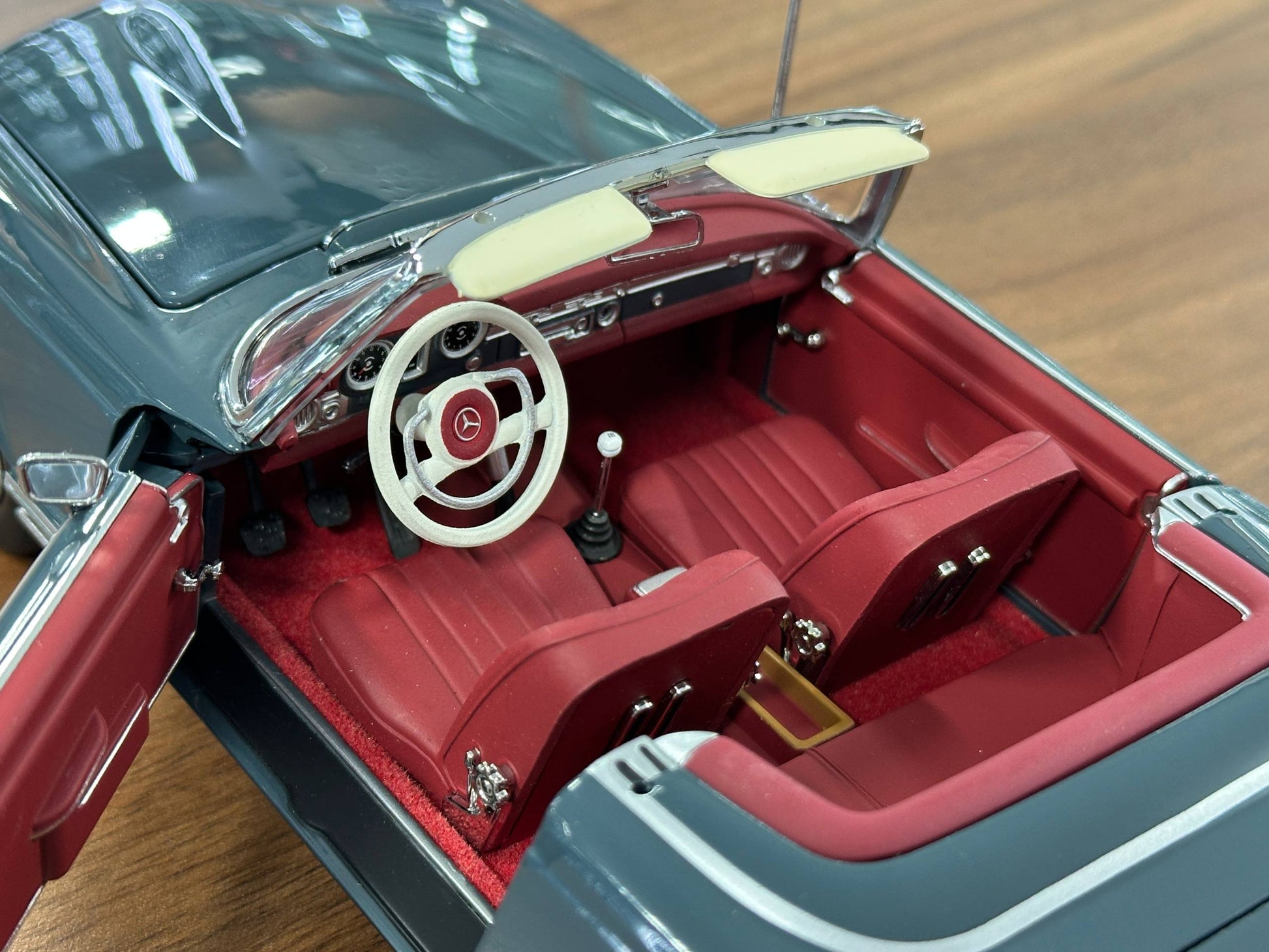 1/18 Diecast Mercedes-Benz 230 SL Pagoda (W113, 1963–1967) – Norev Dealer Edition (Blue)