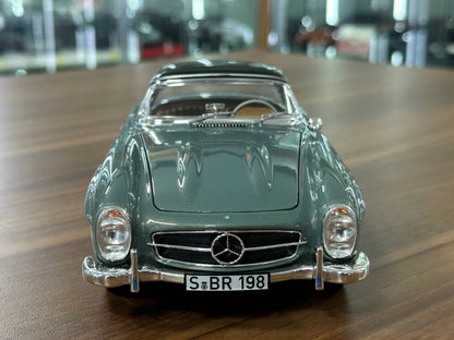 1/18 Diecast Mercedes-Benz 300 SL Roadster (W198, 1957–1963) – Norev Dealer Edition (Light Green)