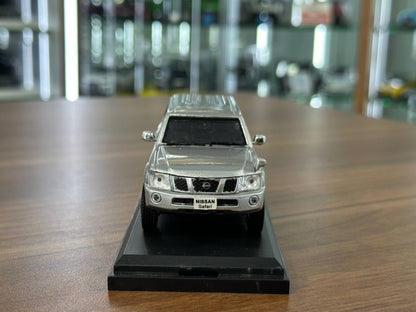 J‑Collection Nissan Patrol Y61 – Silver – 1:43 Diecast Model (without Box)