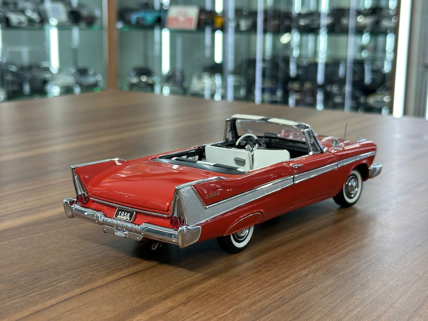 The Franklin Mint Plymouth Belvedere Convertible 1958 – Red – 1:24 Diecast Model (Full opening)
