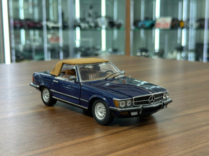 The Franklin Mint Mercedes-Benz SL 450 1973 – Blue – 1:24 Diecast Model (Full opening)