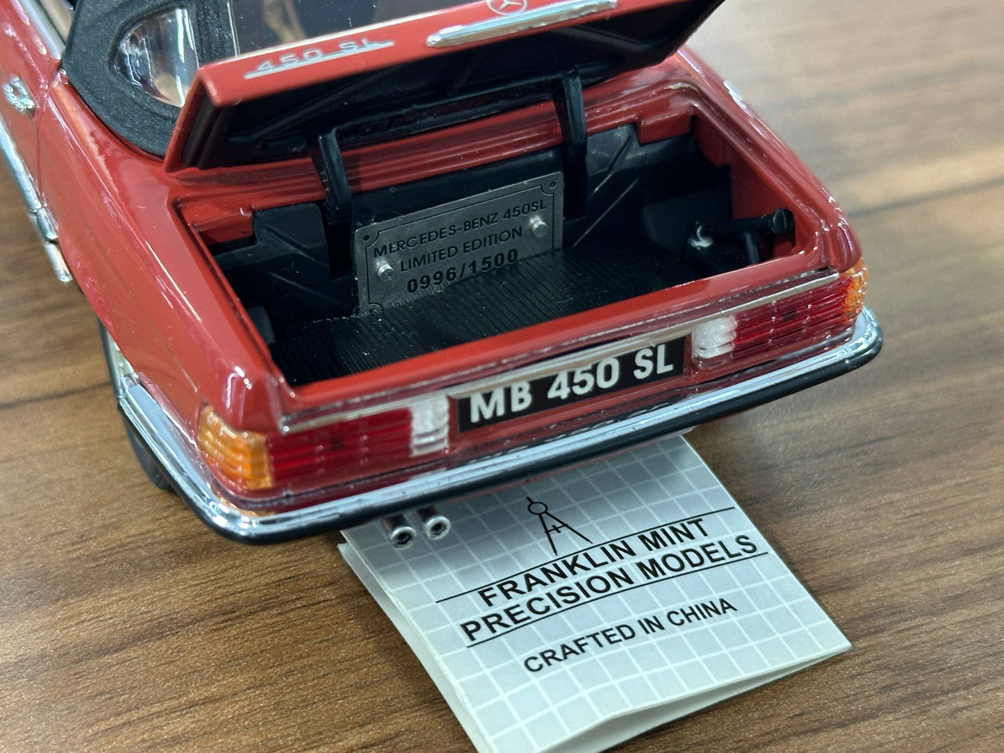 The Franklin Mint Mercedes-Benz SL 450 1973 – Brown – 1:24 Diecast Model (Full opening)