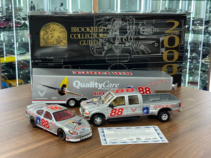 Brookfield Collectors Guild NASCAR Ford Taurus & Ford F‑350 Crew Cab 1998 – Dale Jarrett #88 US Air Force Tribute Stock Car & Trailer – 1:24 Diecast Model (Full Opening, Limited Edition)