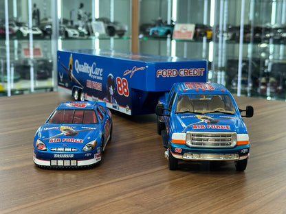 Brookfield Collectors Guild NASCAR Ford Taurus & Ford F‑350 Crew Cab 1998 – Dale Jarrett #88 US Air Force Tribute Stock Car & Trailer – 1:24 Diecast Model (Full Opening, Limited Edition)
