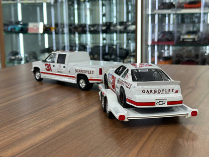 Brookfield Collectors Guild NASCAR Chevrolet Monte Carlo & Chevrolet Crew Cab 1995–1994 – Racing Livery Crew Cab & Trailer #31 – 1:24 Diecast Model (Full Opening, Limited Edition)