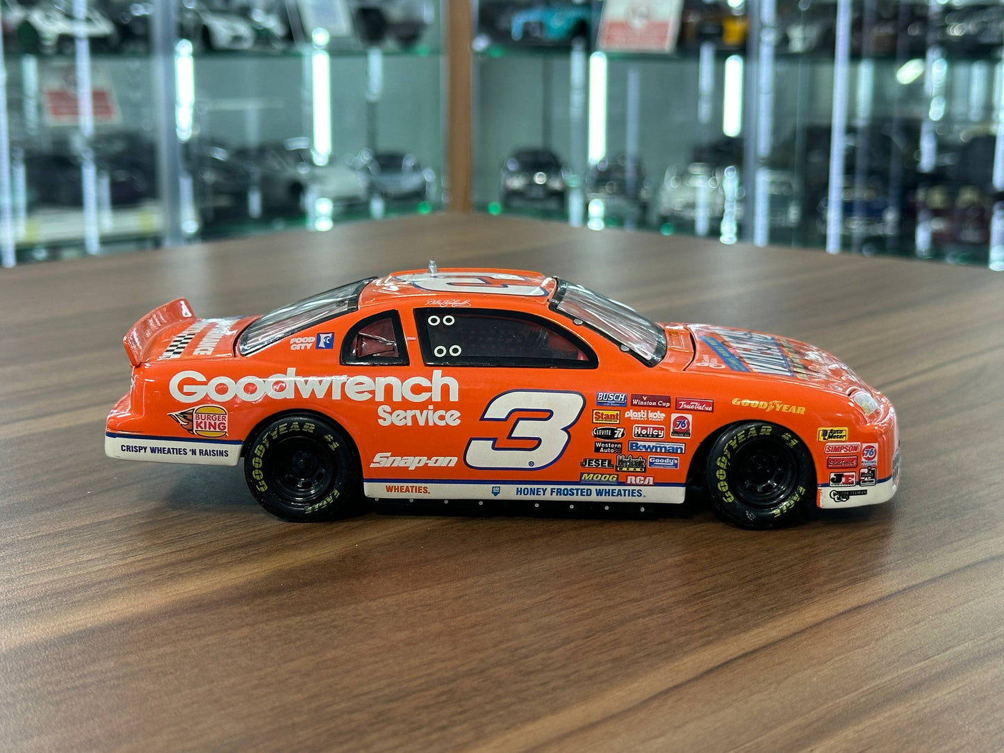 Action Racing Collectables NASCAR Chevrolet Monte Carlo Elite 1997 – Dale Earnhardt #3 Goodwrench Wheaties Orange – 1:24 Diecast Model (Full Opening, Limited Edition)