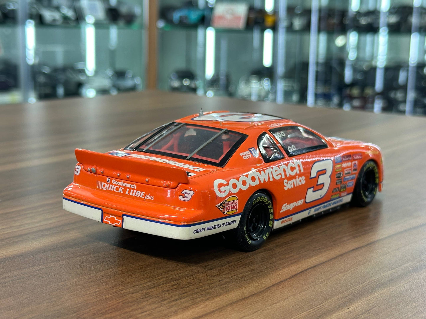 Action Racing Collectables NASCAR Chevrolet Monte Carlo Elite 1997 – Dale Earnhardt #3 Goodwrench Wheaties Orange – 1:24 Diecast Model (Full Opening, Limited Edition)