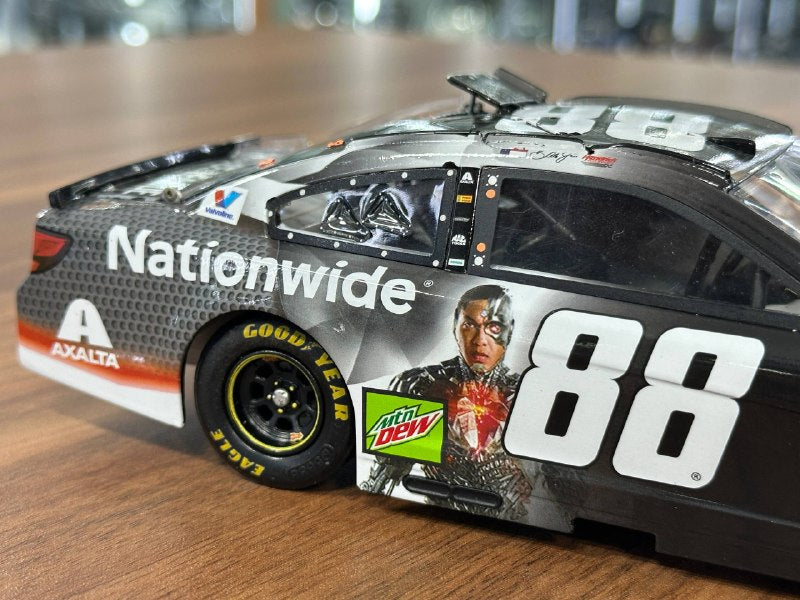 Action Racing Collectables NASCAR Chevrolet SS 2017 – Dale Earnhardt Jr #88 Nationwide Justice League – Silver – 1:24 Diecast Model (Full Opening, Limited Edition)