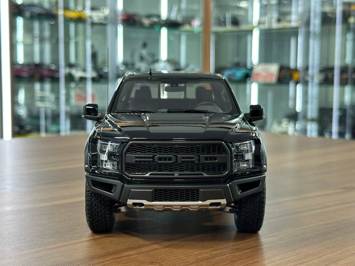 AUTOart Ford F‑150 Raptor 2019 – Black – 1:18 Diecast Metal Model (Full Opening, Limited Edition)
