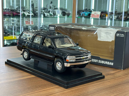 Welly Chevrolet Suburban 2001 – Black – 1:18 Diecast Metal Model (Full Opening, Limited Edition)